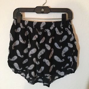 Brandy Melville flowy shorts